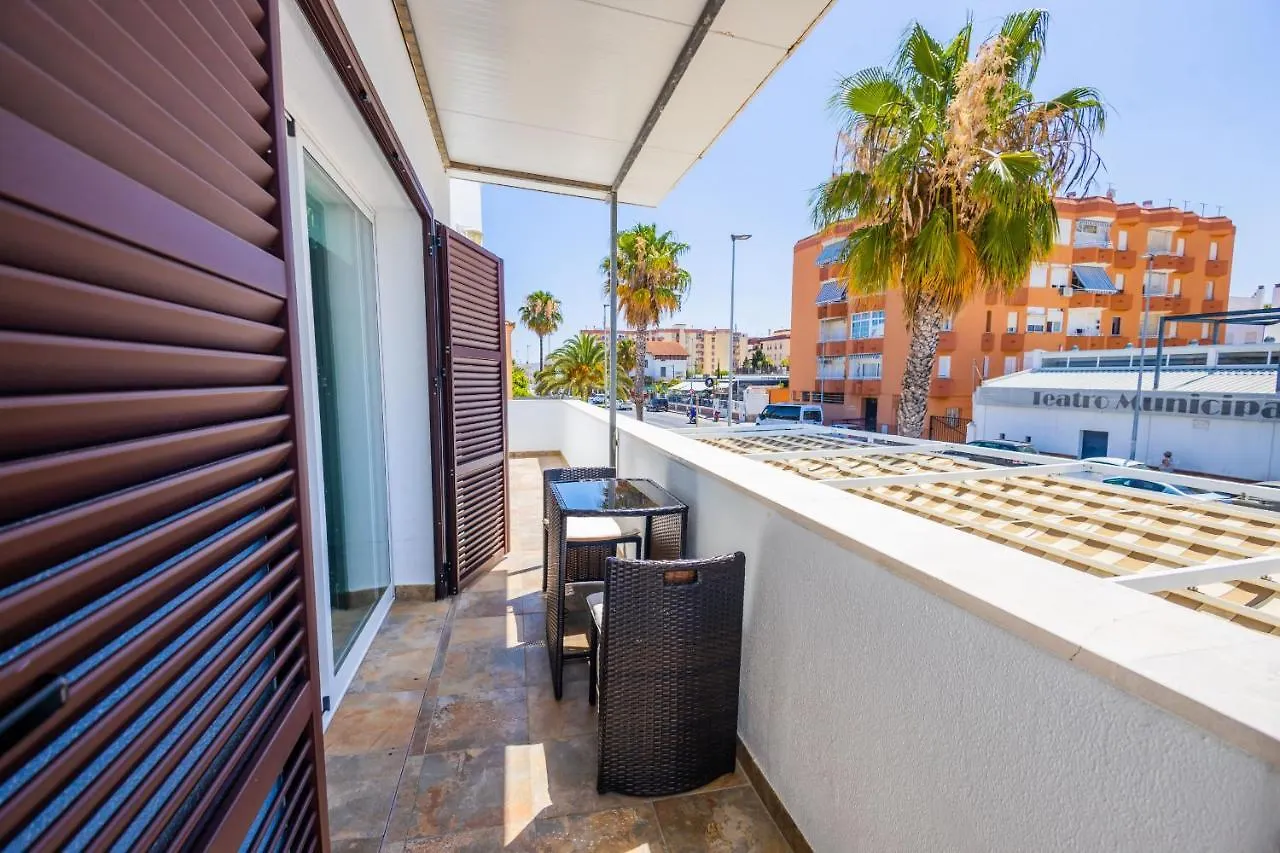 Lightbooking Sanlucar Piletas Beach サンルーカル・デ・バラメダ スペイン